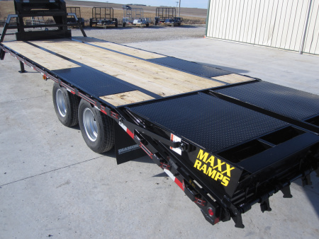 New 2026 Diamond T 102" x 25' Lo-Pro Gooseneck Flatbed Trailer