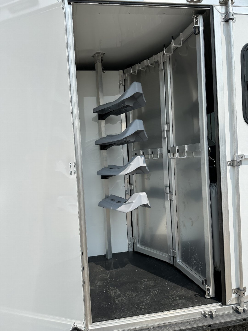 New 2026 SMC 6 Horse Trainers pkg Horse Trailer with AC.