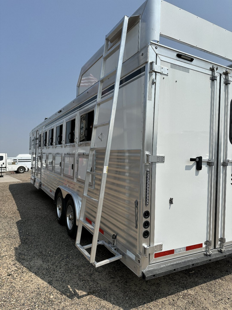 New 2026 SMC 6 Horse Trainers pkg Horse Trailer with AC.