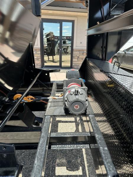 New 2024 Delco Roll Off Trailer 14' Bin sold separately