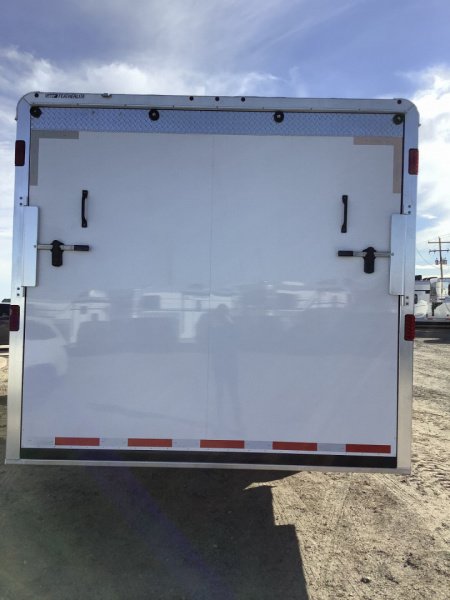 New 2024 Featherlite Trailers 4926 Perfect Fit Tri-Sport Trailer