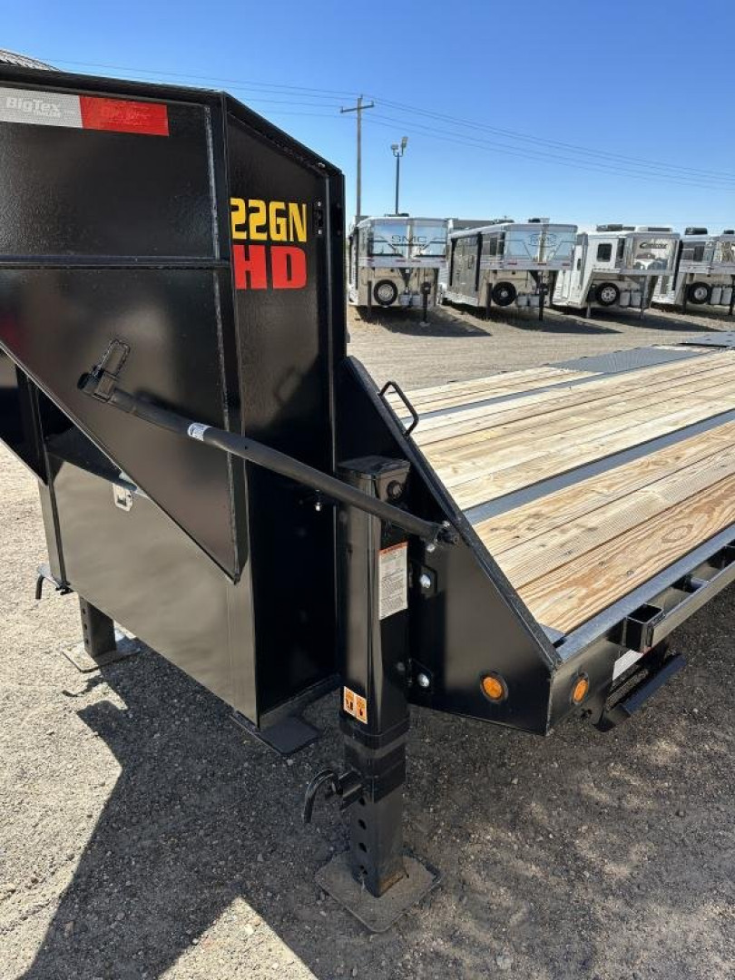 New 2024 BIG TEX TRAILERS 22GN-30D5A-MRBK Flatbed Trailer (25' flat + 5' dovetail)