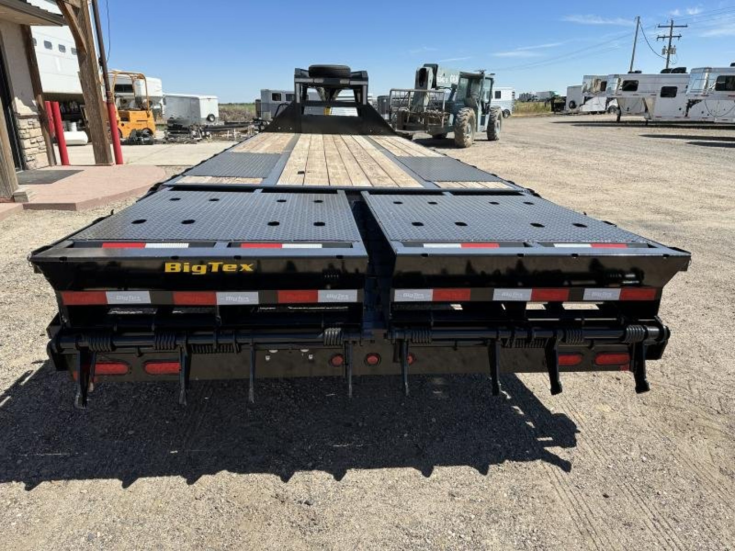 New 2024 BIG TEX TRAILERS 22GN-30D5A-MRBK Flatbed Trailer (25' flat + 5' dovetail)