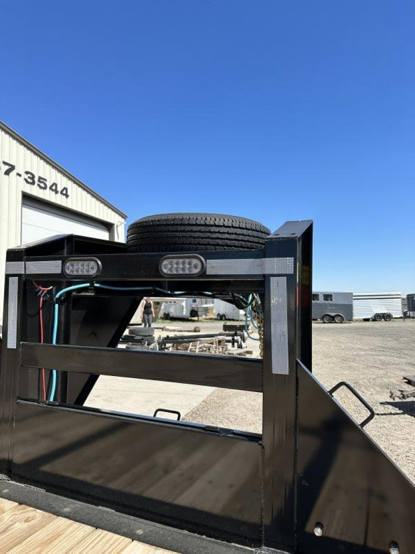 New 2024 BIG TEX TRAILERS 22GN-30D5A-MRBK Flatbed Trailer (25' flat + 5' dovetail)