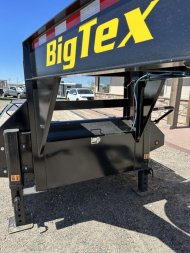 New 2024 BIG TEX TRAILERS 22GN-30D5A-MRBK Flatbed Trailer (25' flat + 5' dovetail)