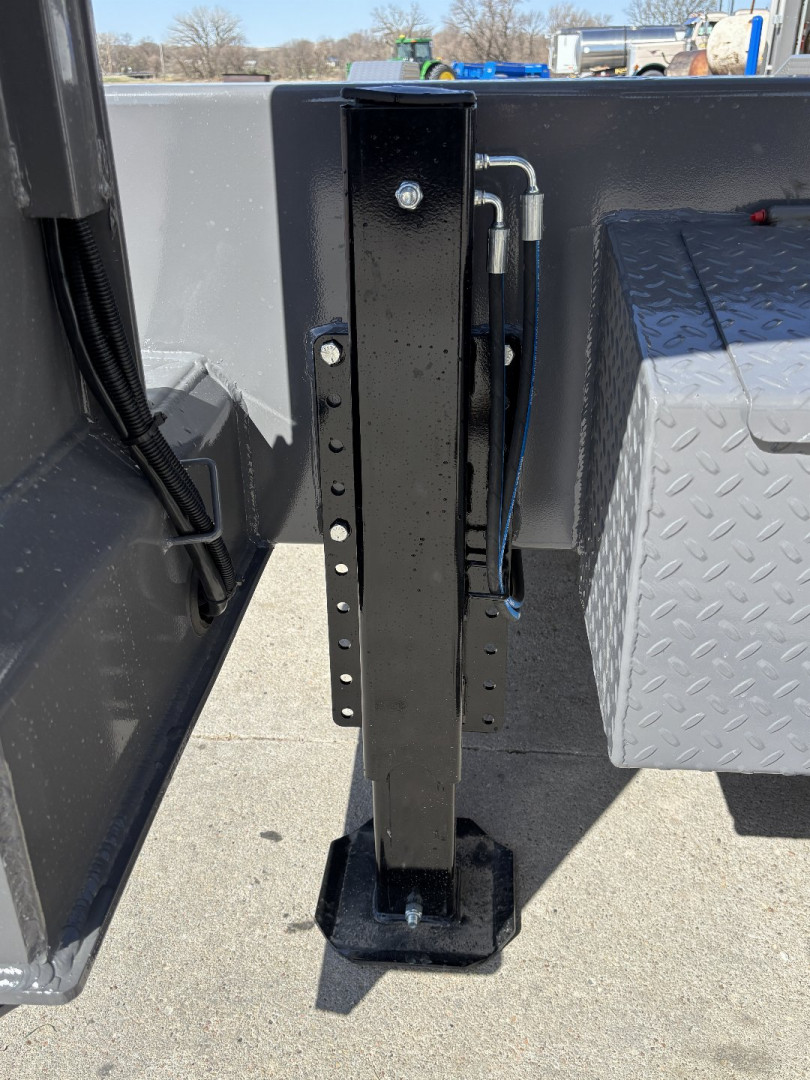 New 2025 Midsota STWBHB26-GN Tilt Trailer