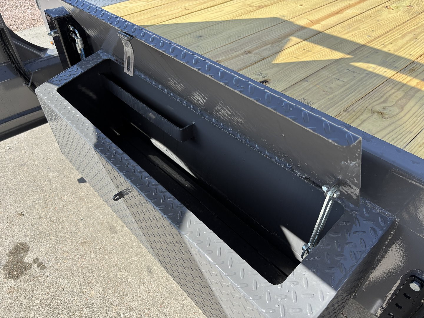 New 2025 Midsota STWBHB26-GN Tilt Trailer