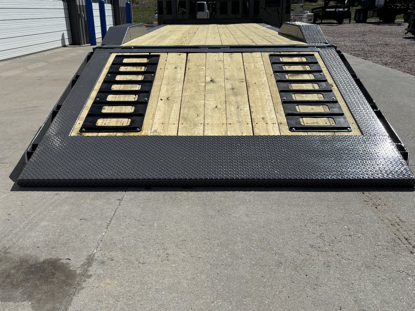 New 2025 Midsota STWBHB26-GN Tilt Trailer