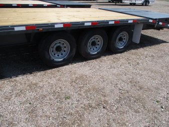 New 2025 Titan Trailer FLATBED Flatbed Trailer 8'6 X 30