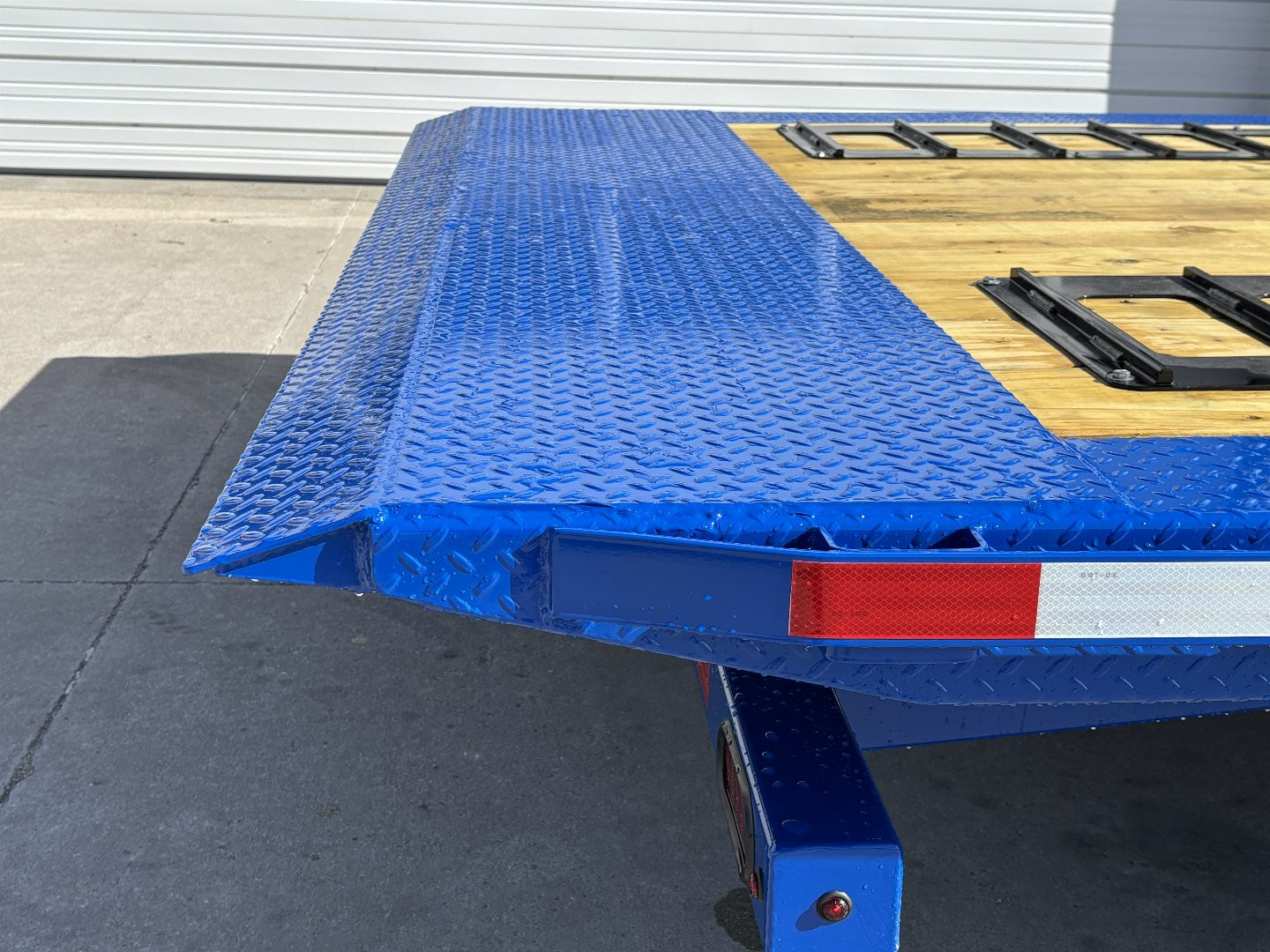 New 2025 Midsota TBWB26-GN Tilt Trailer