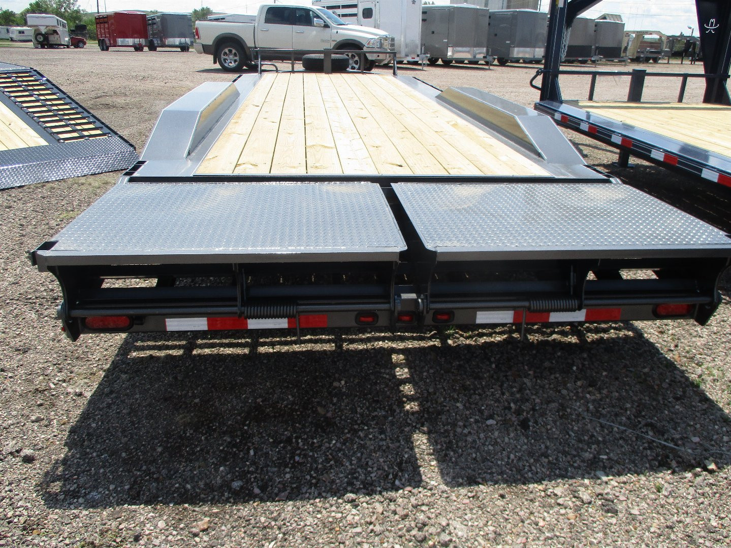 New 2025 Titan Trailer Lo Glide Flatbed Trailer 8'6 X 25