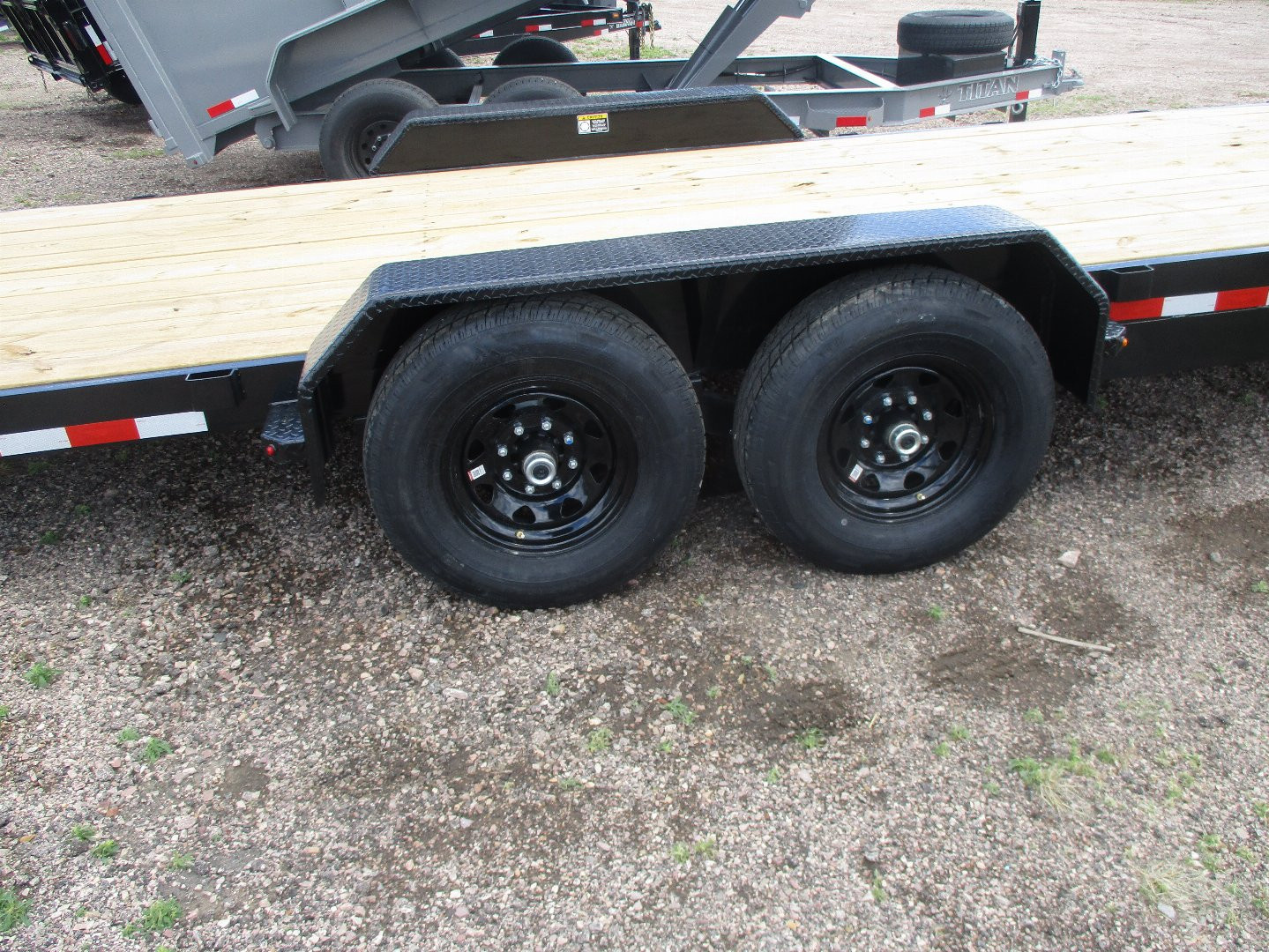 New 2025 H&H Trailers SPEEDLOADER Flatbed Trailer 82 X 22