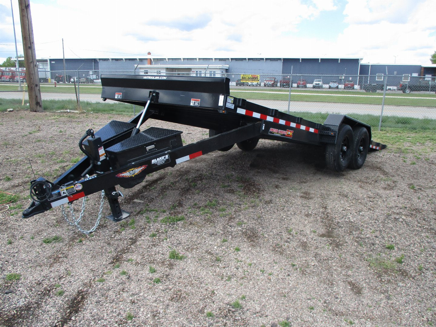New 2025 H&H Trailers SPEEDLOADER Flatbed Trailer 82 X 22