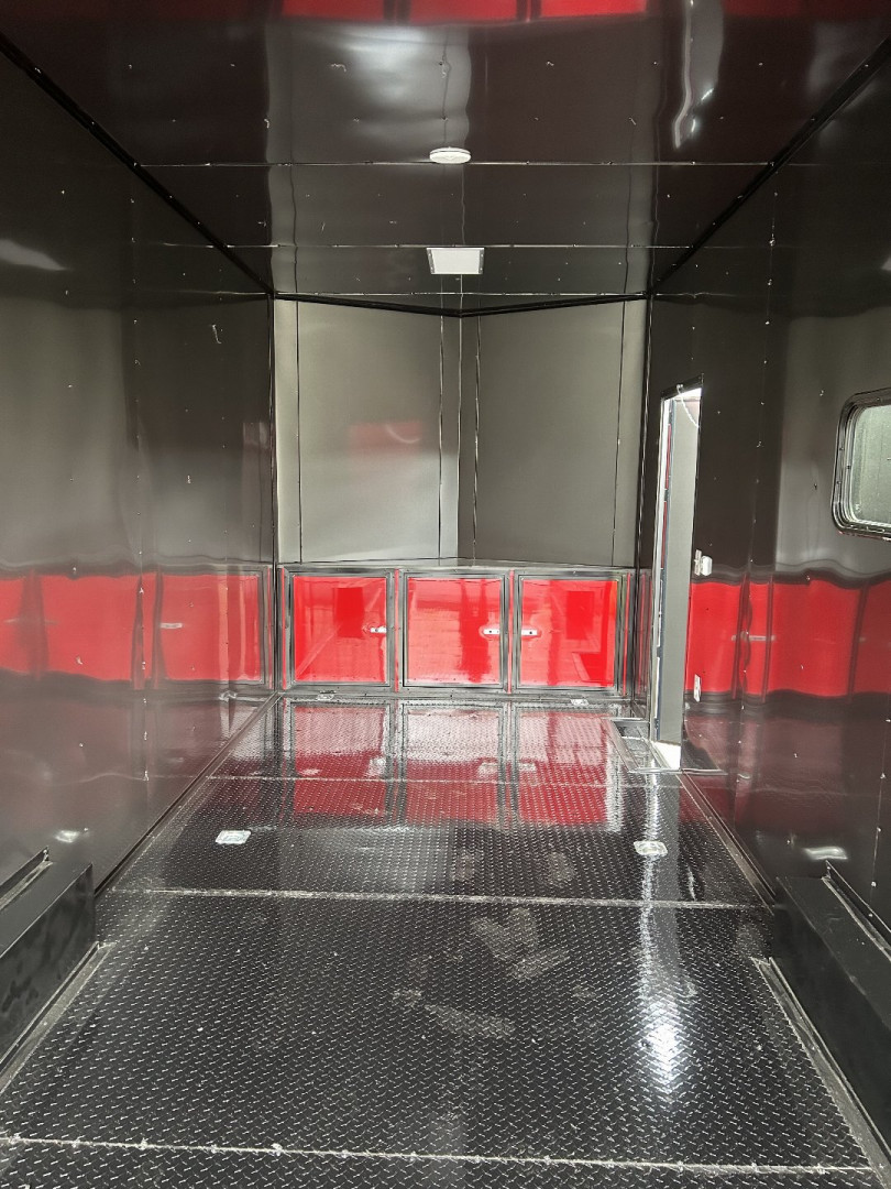 New 2024 Diamond Cargo 8.5x24 Car / Racing Trailer