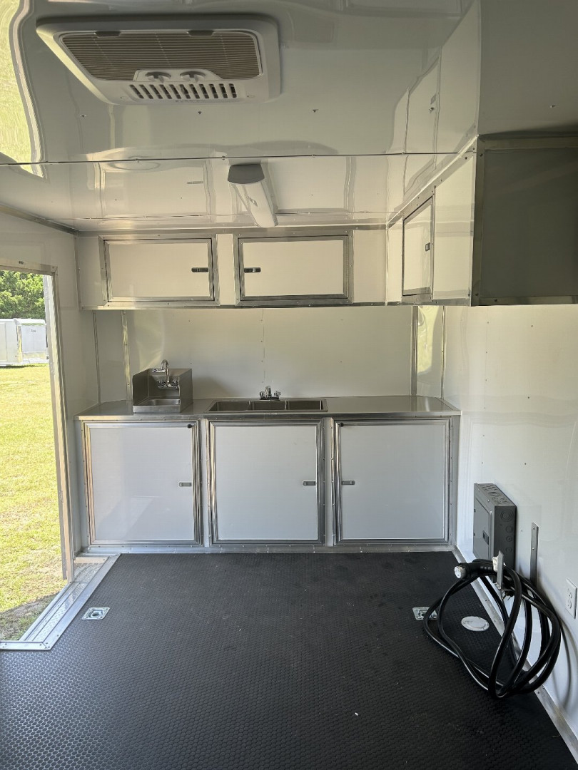 New 2023 Anvil 8.5x20TA BBQ Trailer