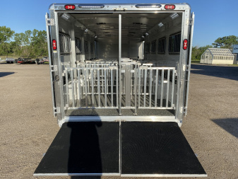 New 2025 Cimarron Showstar 10 Pen Comfort Package