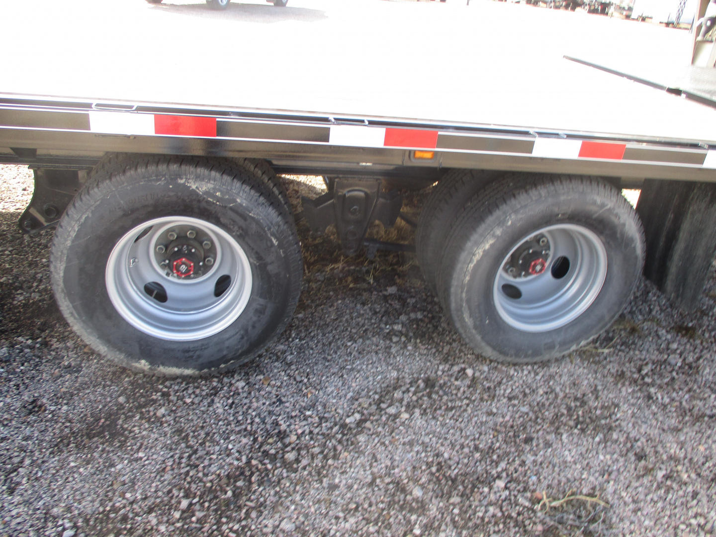 New 2025 Titan Trailer Flatbed Trailer 8'6 X 30