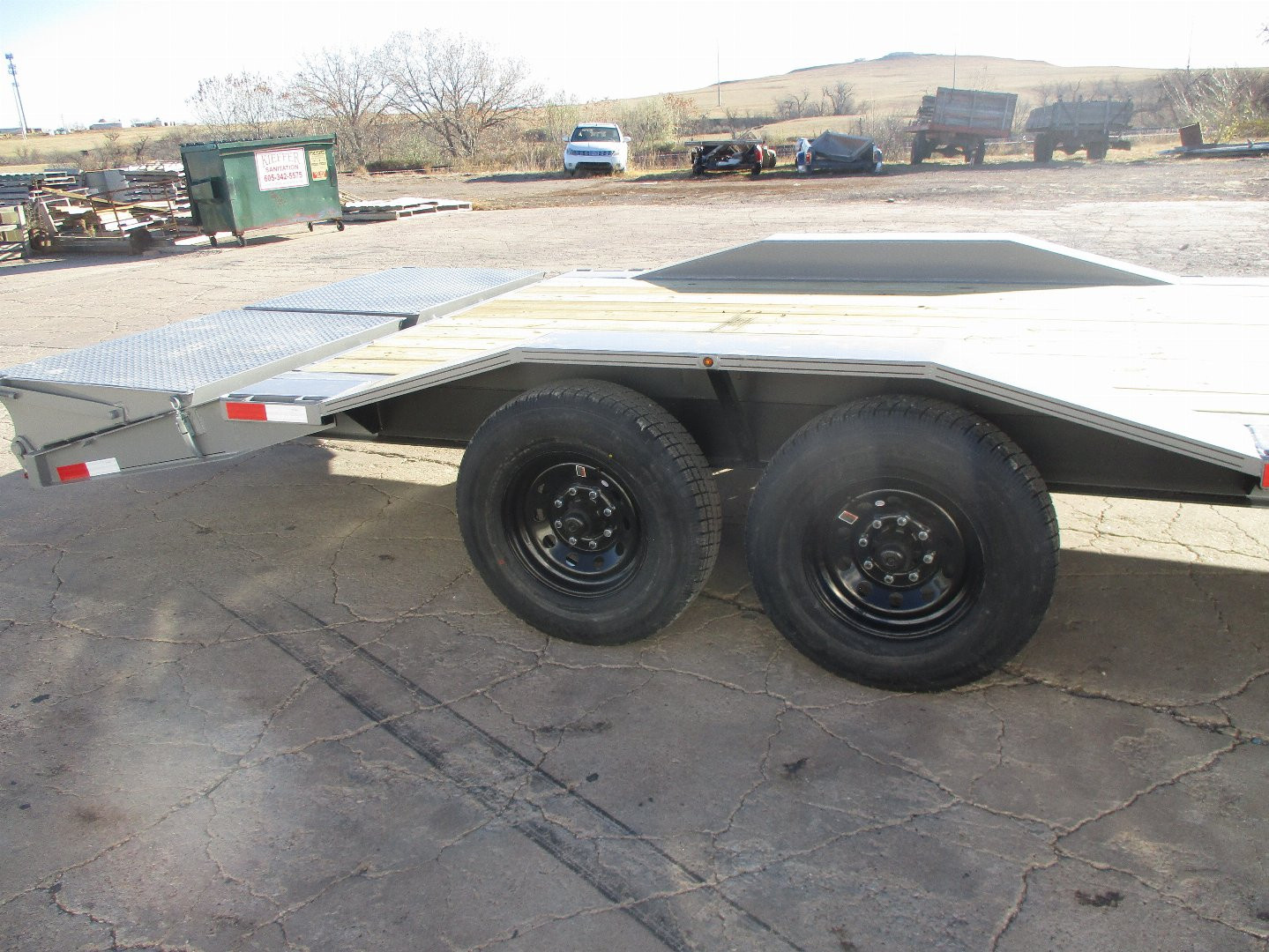 New 2025 Titan Trailer lo glide Flatbed Trailer