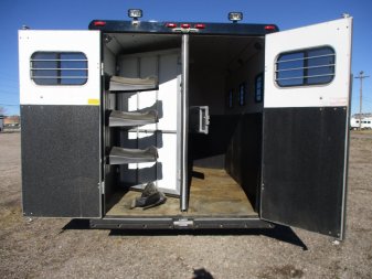 Used 2002 Sundowner 3 Horse Trailer