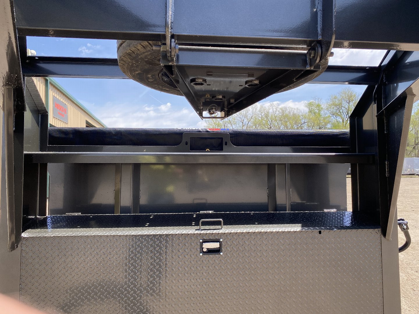 New 2025 MAXXD 83x16 Dump Trailer