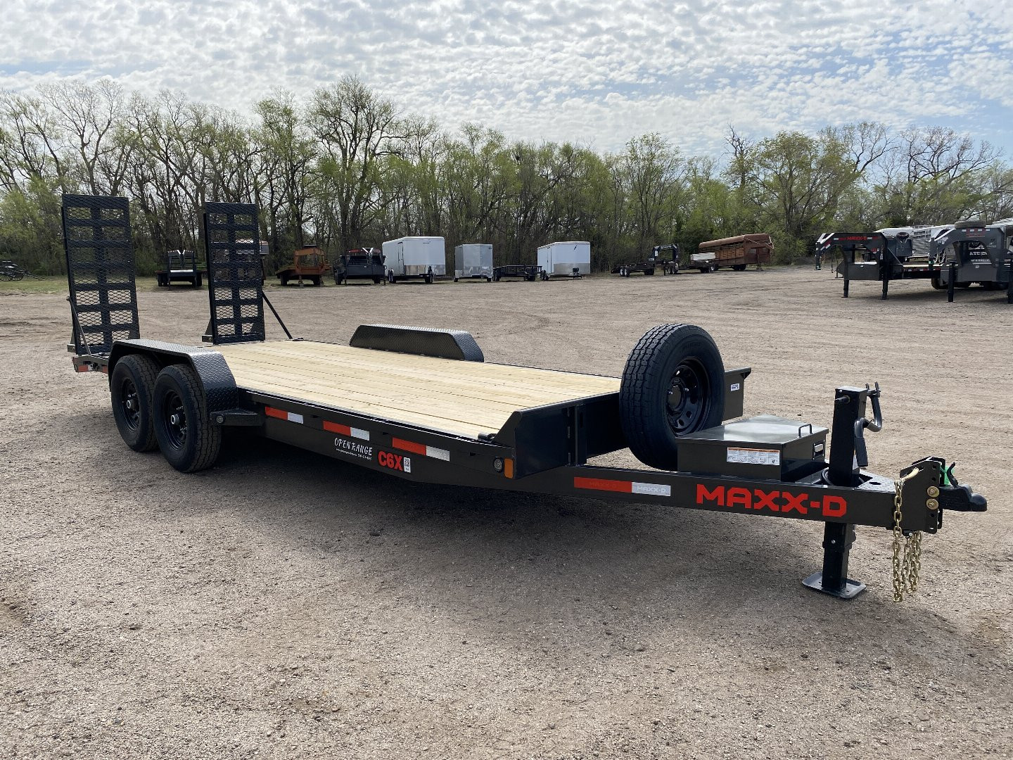 New 2025 MAXXD C6X Equipment Trailer 83x20