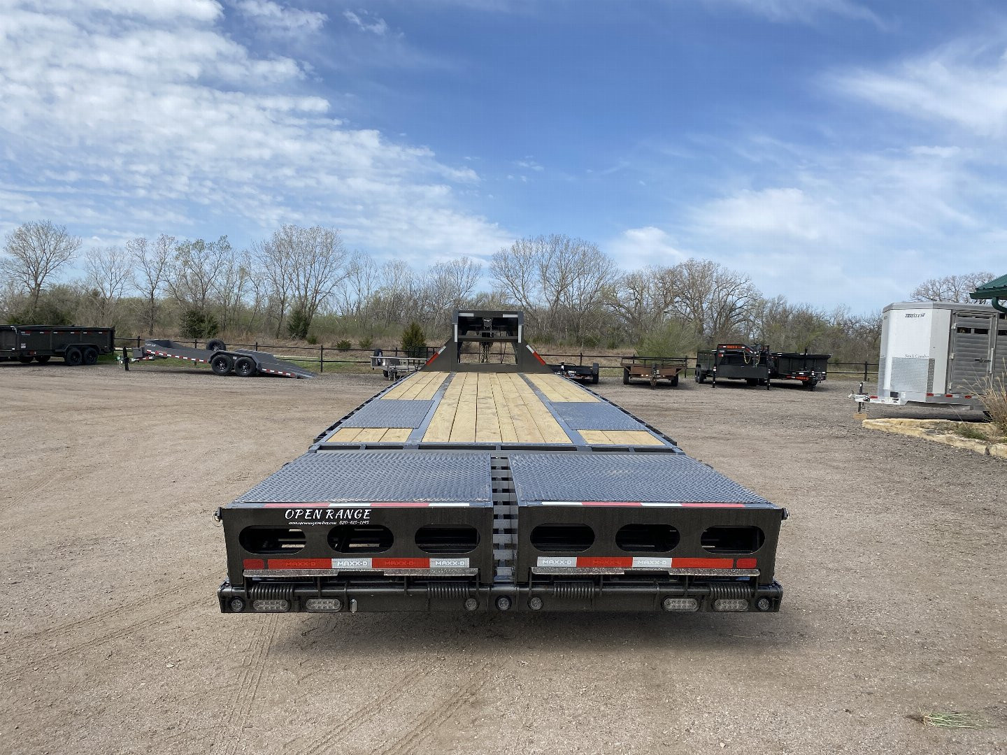 New 2025 MAXXD LDX Flatbed Trailer 102x32