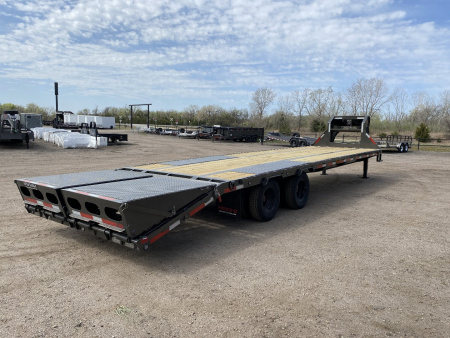 New 2025 MAXXD LDX Flatbed Trailer 102x32