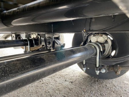 New 2025 MAXXD LDX Flatbed Trailer 102x32