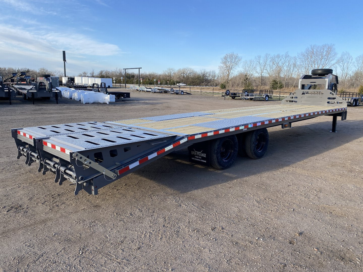 New 2025 Midsota 102x32 Flatbed Trailer