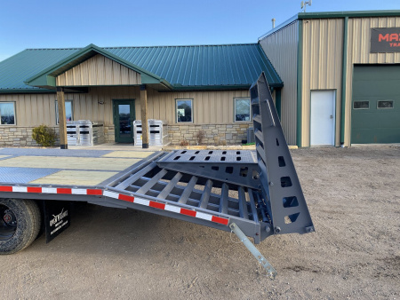 New 2025 Midsota 102x32 Flatbed Trailer