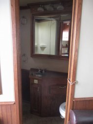 Used 2005 Bloomer 4 Horse Horse Trailer 4 horse