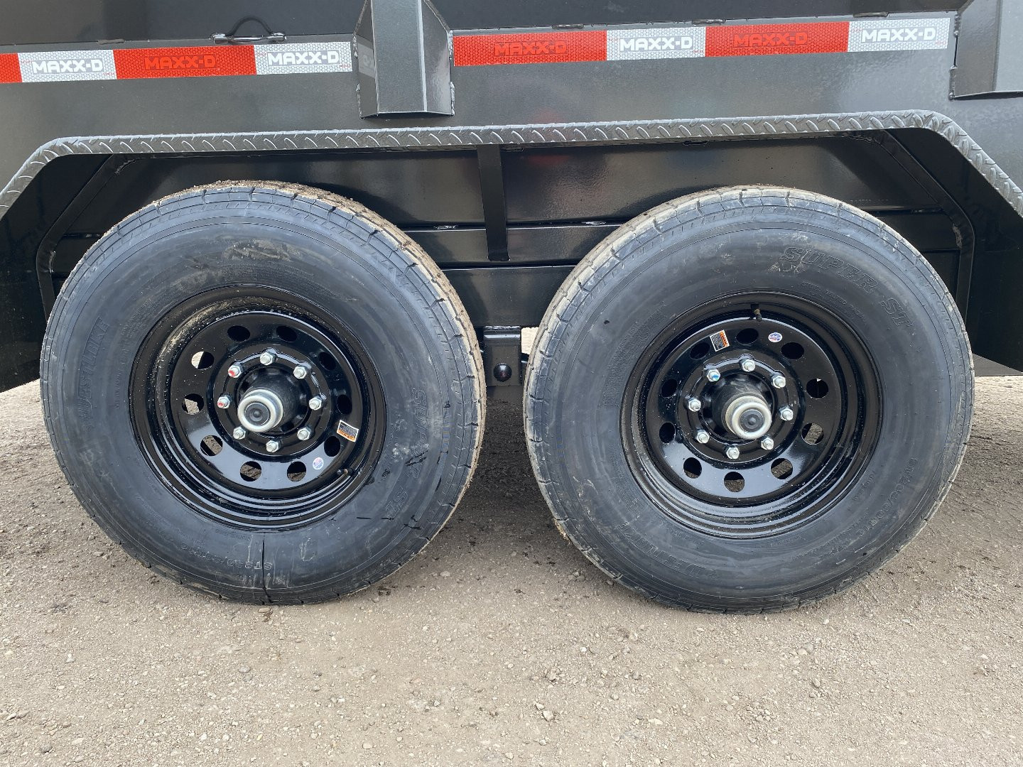 New 2025 MAXXD D7X 6x12 Dump Trailer