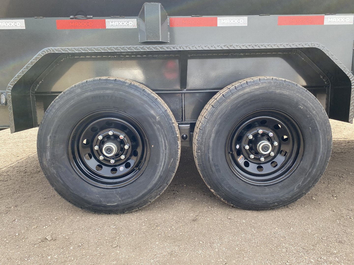 New 2025 MAXXD DJX 83x14 Dump Trailer