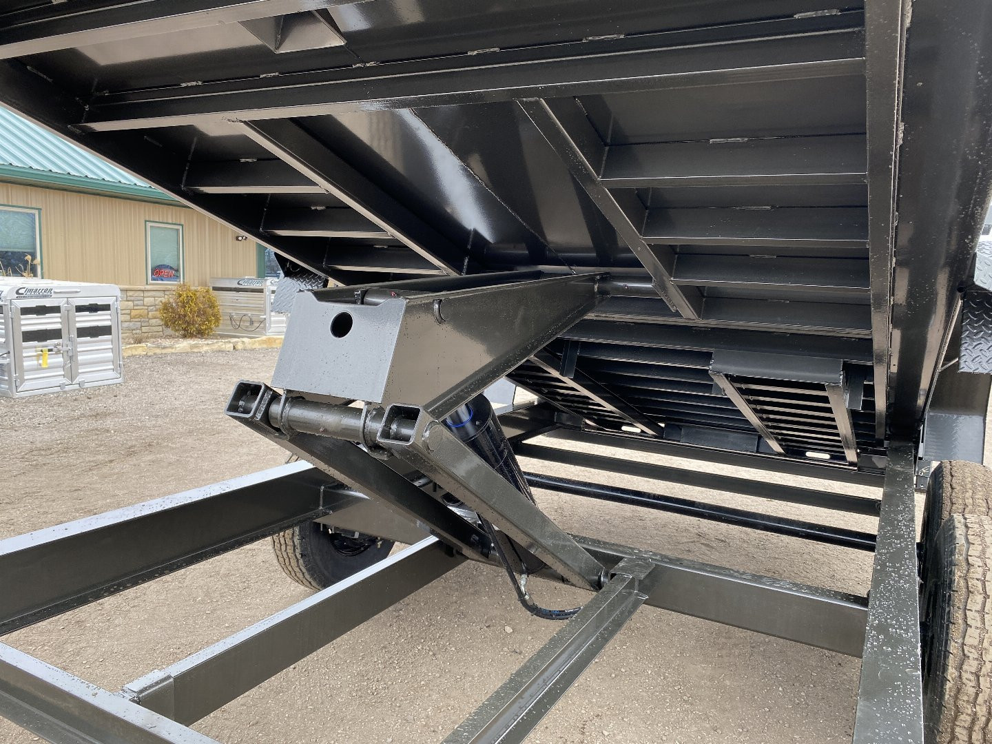 New 2025 MAXXD 83x16 Dump Trailer