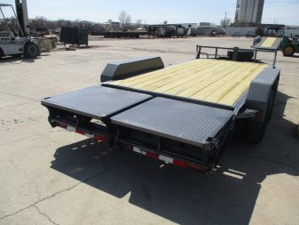 New 2024 Titan Trailer LO GLIDE Flatbed Trailer 82 X 17