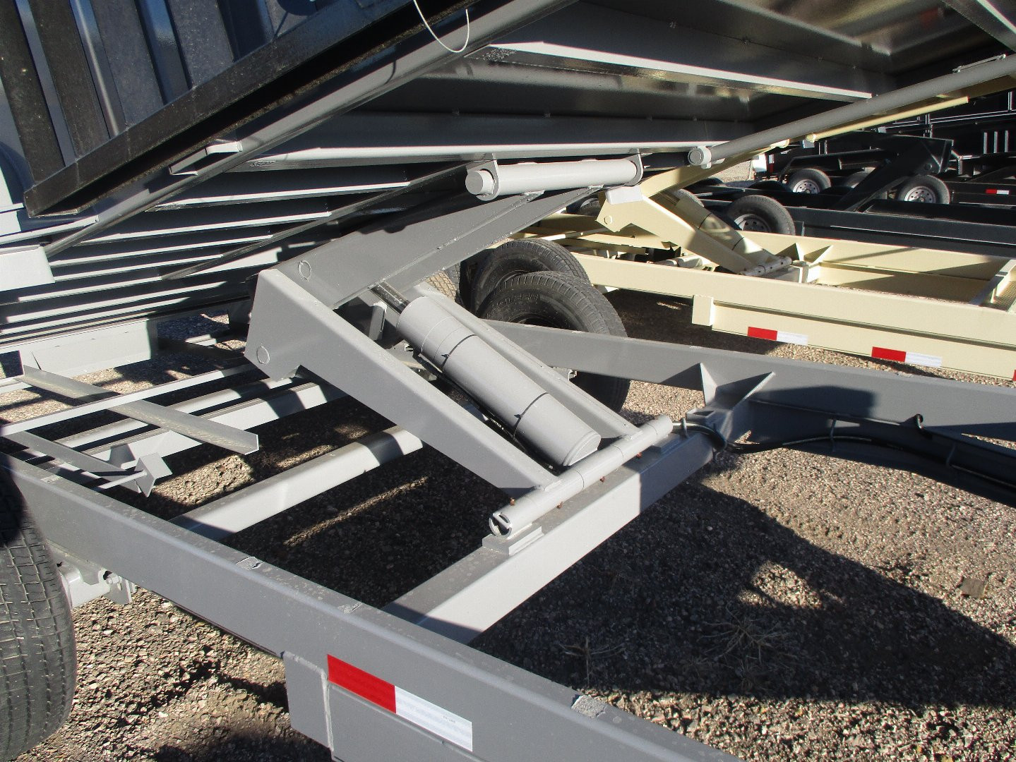 New 2024 Titan Trailer DUMP Dump Trailer 82 X 14