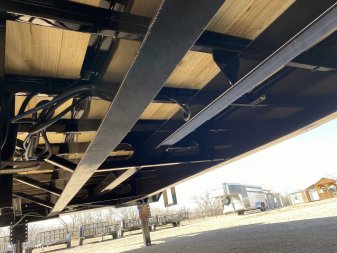 New 2025 Midsota 102x32 Flatbed Trailer Hydraulic Dovetail