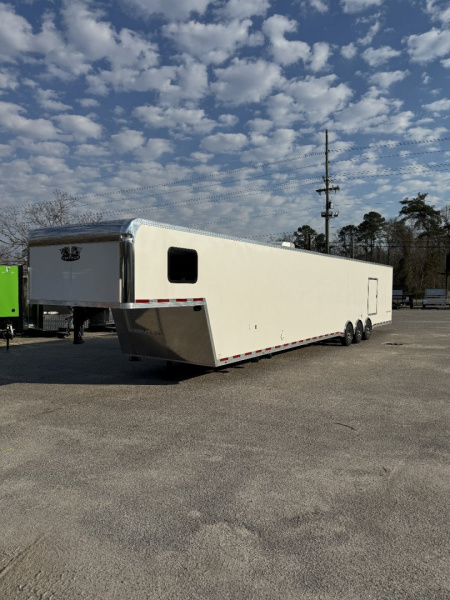 New 2025 Vintage Trailers 8.5x52 Gooseneck Car / Racing Trailer