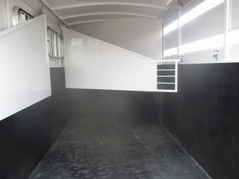 New 2024 Titan Trailer Avalanche Horse Trailer