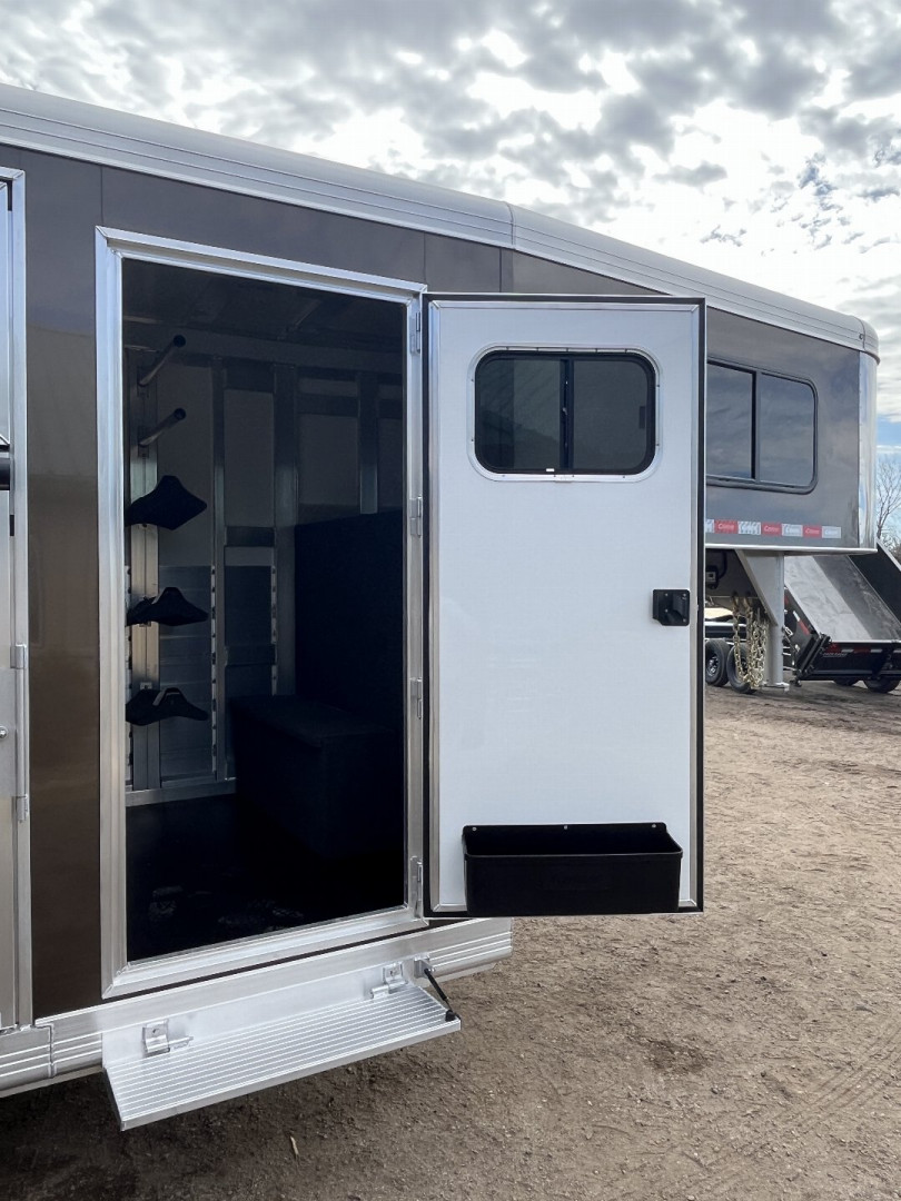 New 2025 Cimarron Trailers 2 + 1 Horse Trailer