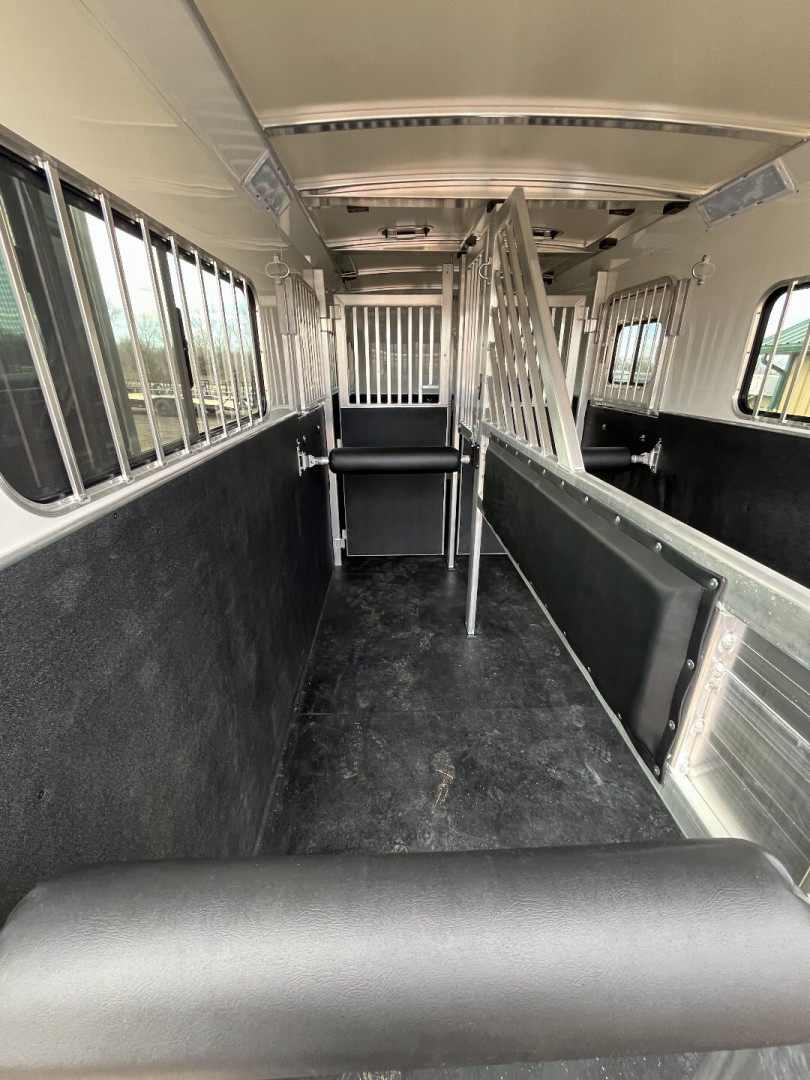New 2025 Cimarron Trailers 2 + 1 Horse Trailer