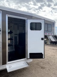 New 2025 Cimarron Trailers 2 + 1 Horse Trailer