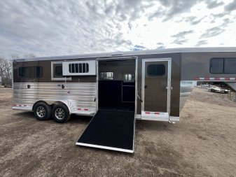 New 2025 Cimarron Trailers 2 + 1 Horse Trailer