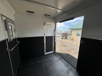 New 2025 Cimarron Trailers 2 + 1 Horse Trailer
