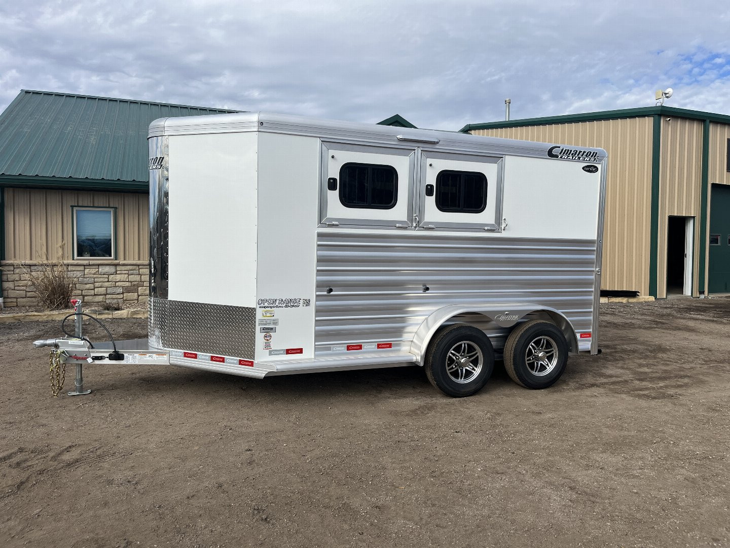 New 2025 Cimarron Trailers 2 Horse Norstar Horse Trailer