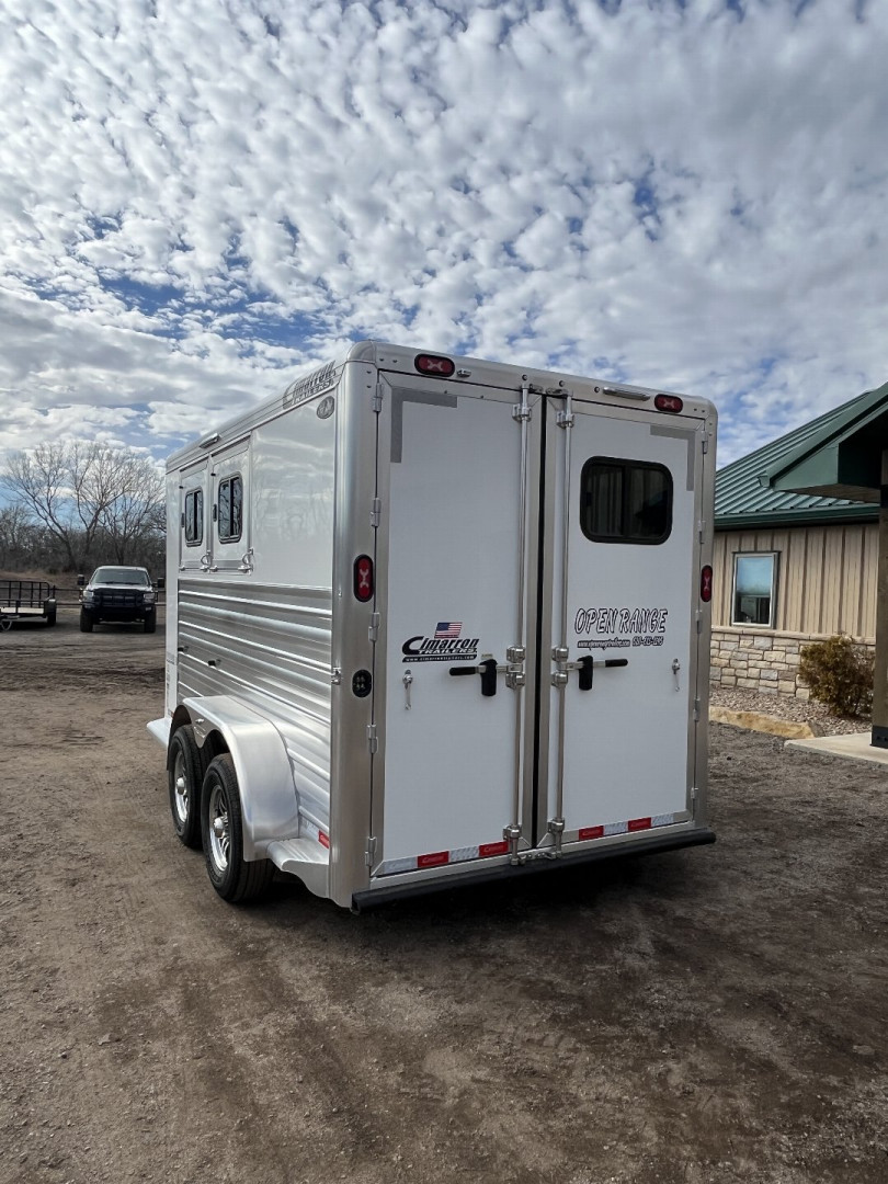 New 2025 Cimarron Trailers 2 Horse Norstar Horse Trailer