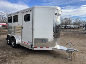 New 2025 Cimarron Trailers 2 Horse Norstar Horse Trailer