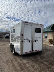 New 2025 Cimarron Trailers 2 Horse Norstar Horse Trailer