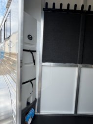 New 2025 Cimarron Trailers 2 Horse Norstar Horse Trailer