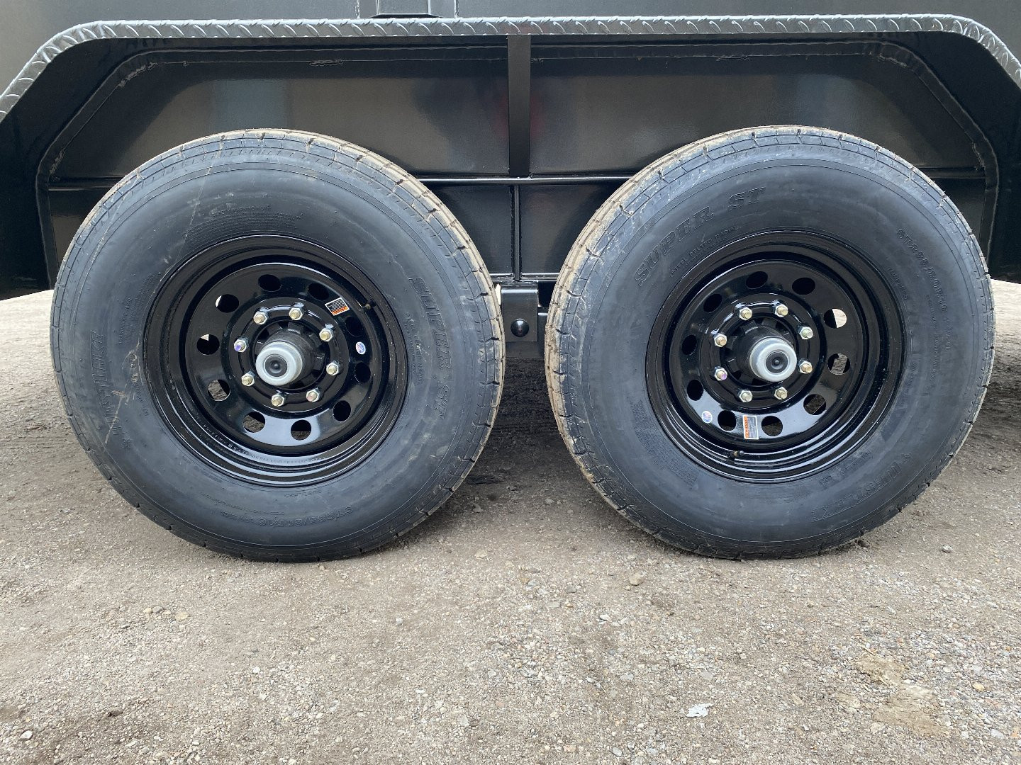 New 2025 MAXXD DJX 83x14 Dump Trailer